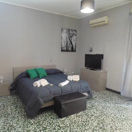 Parthenope Bed & Breakfast 3*